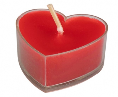 Valentines Day Heart Shape Tealights 8 Pack