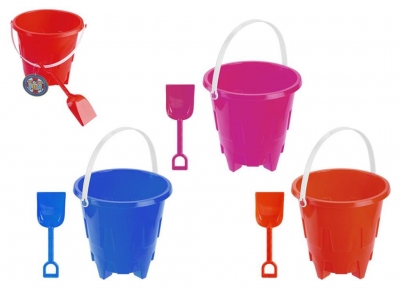 Castle Bucket With Spade 7.75" x 7.25"