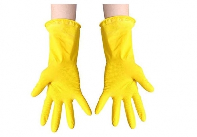 Medium Yellow Gloves