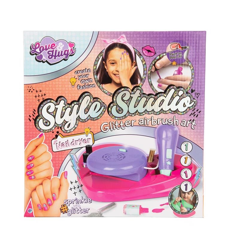 Love and Hugs Nail Station - Click Image to Close